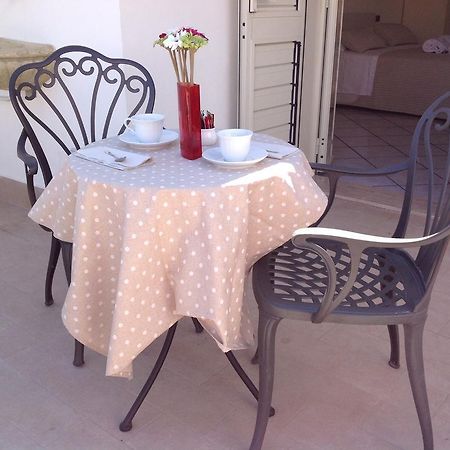 B&B A Casa Di Amici Giardini Naxos Εξωτερικό φωτογραφία