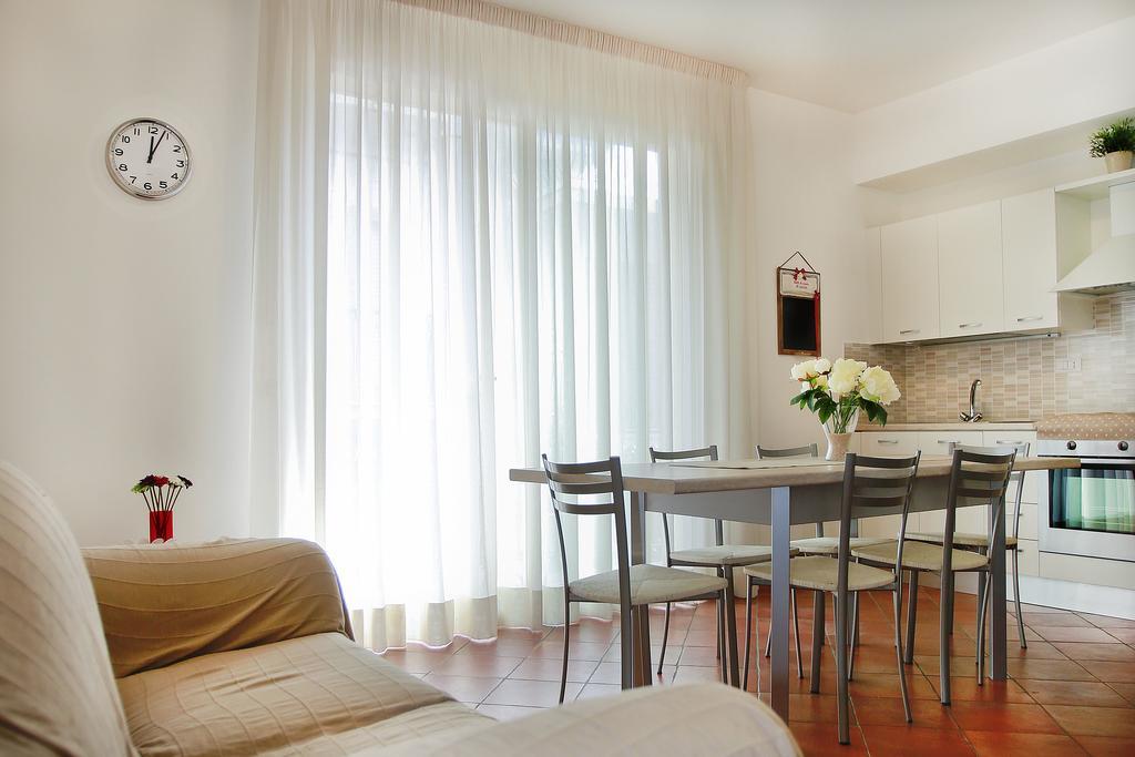 B&B A Casa Di Amici Giardini Naxos Εξωτερικό φωτογραφία