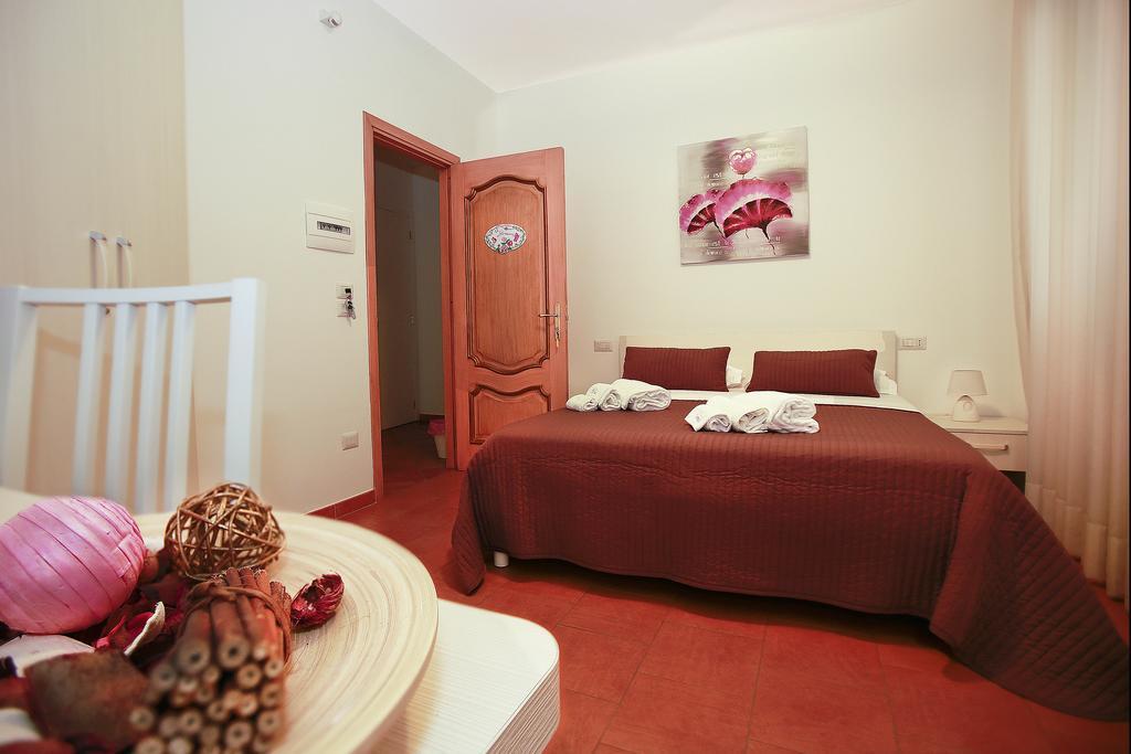 B&B A Casa Di Amici Giardini Naxos Εξωτερικό φωτογραφία