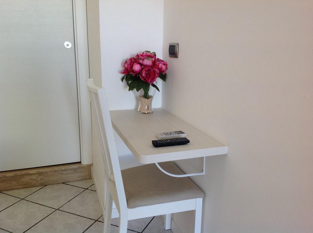 B&B A Casa Di Amici Giardini Naxos Εξωτερικό φωτογραφία